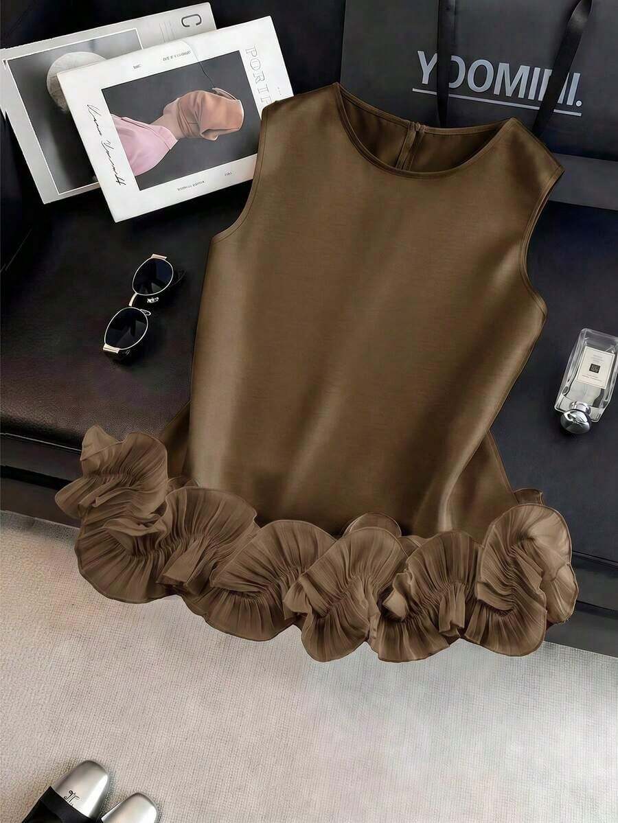 Blusa sin mangas de satén con doble capa y volantes, elegante, adecuada para salidas y citas de primavera/verano - Marrón - Ver 1