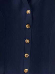Camiseta de mujer de punto con cuello en V profundo, manga corta, cintura ceñida, abertura frontal con botones metálicos, elegante, romántica, casual, para uso diario, trabajo, cena, primavera/verano - Azul marino - Ver 3