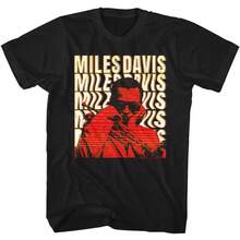 Camisetas Negras con Logotipo de Texto Distorsionado de Miles Davis - Negro - Ver 6