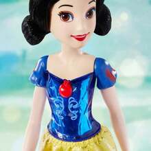 Hasbro 孩之宝公主系列皇家闪耀白雪公主时尚娃娃，配有连衣裙和配饰，适合3岁及以上儿童。 - 現在白色5957 - 查看 4