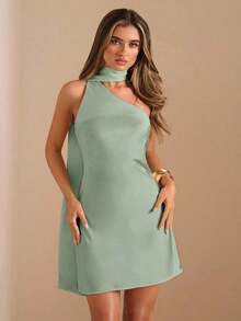 Vestido mini de satén elegante con hombros asimétricos y espalda descubierta en unicolor amarillo crema, vestido mini elegante con estampado, vestido mini sexy con espalda descubierta, vestido mini de satén amarillo con espalda descubierta, vest - verde menta - Ver 8
