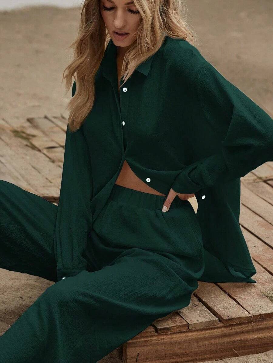 Conjunto camisa larga bajo con abertura con pantalones de pierna ancha - Verde Oscuro - Ver 1