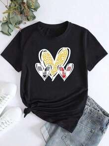 Camiseta de manga corta con cuello redondo para mujer, estampada con tres diferentes diseños de corazones a cuadros.Sencillo, elegante y versátil. - Negro - Ver 1