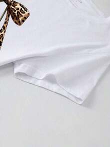 1 Pieza de Camiseta Casual de Moda para Hombres y Mujeres, con Estampado de Flores de Cerezo, Cuello Redondo, Manga Corta, Versátil para Verano y Vacaciones, Fácil de Combinar, para Uso Diario, Estilo Urbano, Atuendo de Vacaciones, Atuendo de Fin de Semana. - Blanco - Ver 4