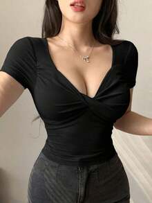 Camiseta corta de mujer con cuello en V, manga corta y ajustada - Negro 2 - Ver 7