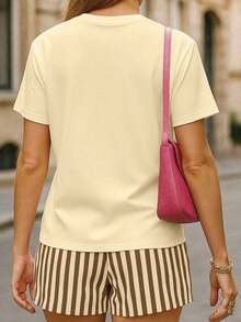 Conjunto de 2 piezas de camiseta de manga corta y pantalones cortos con estampado de corazones y rayas, para uso casual y de vacaciones de mujer - Multicolor - Ver 2
