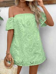 Vestido de verano de unicolor para mujer con hombros abiertos, con patrón bordado calado, mini vestido corto para vacaciones y playa - Verde - Ver 6