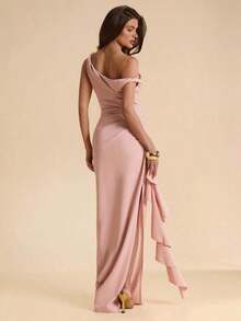 de dama de honor de otoño/invierno, vestido largo elegante con pliegues, abertura alta, volantes y hombros oblicuos con nudo retorcido y sin tirantes, sexy para fiestas - Rosa Pálido - Ver 2