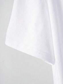 Camiseta Casual de Manga Corta para Mujer - Blanca con Estampado Gráfico de la Letra K en Negro, Cuello Redondo de Corte Holgado, Tejido Transpirable de Elasticidad Media, Comodidad para Todas las Temporadas para Atuendos Casuales, Camisetas para Mujer, Camiseta de Corte Relajado, Camiseta con Estampado Divertido, Material No Transparente, Camiseta Cómoda, Camiseta para Uso Diario, Camiseta Suave, Camiseta Estampada, Camiseta Y2k para Amantes del Streetwear - Blanco - Ver 4
