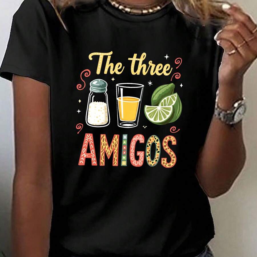 Graphic T-Shirt 'The Three Friends' fclothes Women - Round Casual Neckline, Shclothest-Sleeved Top with Vibrant Summer Drink clothes, Perfect fclothes Spring And Summer, Women'S T-Shirts. - Negro - Ver 1