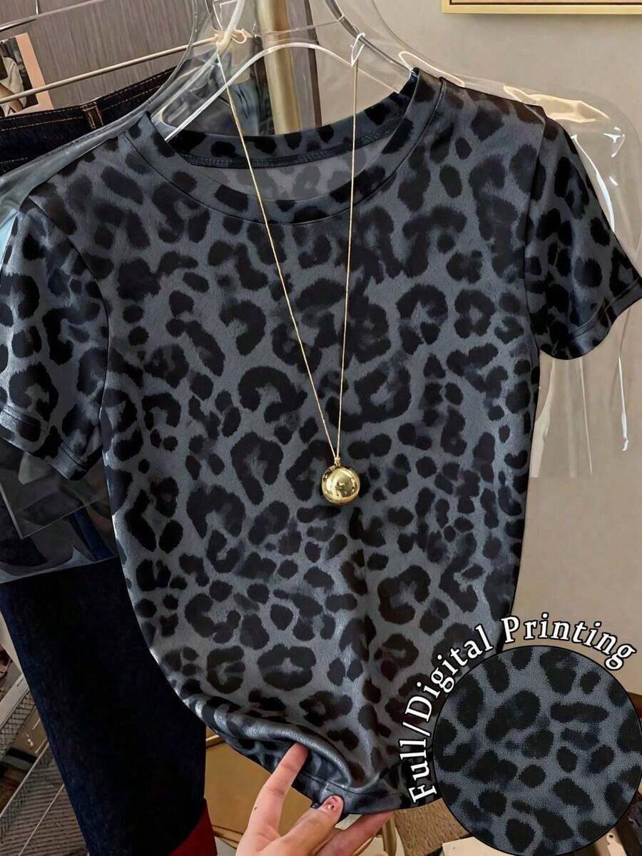Camiseta de mujer de manga corta y cuello redondo con estampado de leopardo - Multicolor 3 - Ver 1