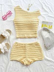 Conjunto de 2 piezas para mujer de vacaciones - Parte superior de punto asimétrica de cuello a rayas rojas y blancas y shorts ajustados de talle ultrabajo, adecuado para fiesta, Navidad, San Valentín, cita, playa, crucero, carnaval, Pascua, Año - Amarillo - Ver 4