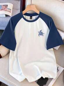 Camiseta de manga raglan para hombre con diseño de tortuga marina, en patchwork azul marino y blanco, adecuada para el verano - Multicolor - Ver 5