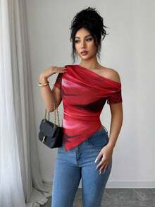 Camiseta de manga corta con hombros oblicuos y estampado de teñido anudado para mujer - Rojo - Ver 5