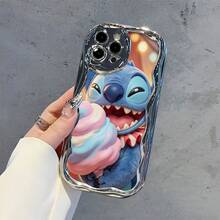 Disney Lilo & Stitch Phone Case, Cartoon Art Protective Cover. Compatible With IPhone 17, 16, 15, 14, 13, 12, 11 Pro Series, Featuring Plush Stitch Holding A Pink And Blue Cotton Candy Against A Carnival Background With Warm Lights, Perfect For Animation Fans, Ideal For Birthdays, Holidays, Anniversaries, Graduation Gifts, Or Any Special Occasion To Surprise Family, Friends, Classmates, And Loved Ones. - 銀色 - 查看 5