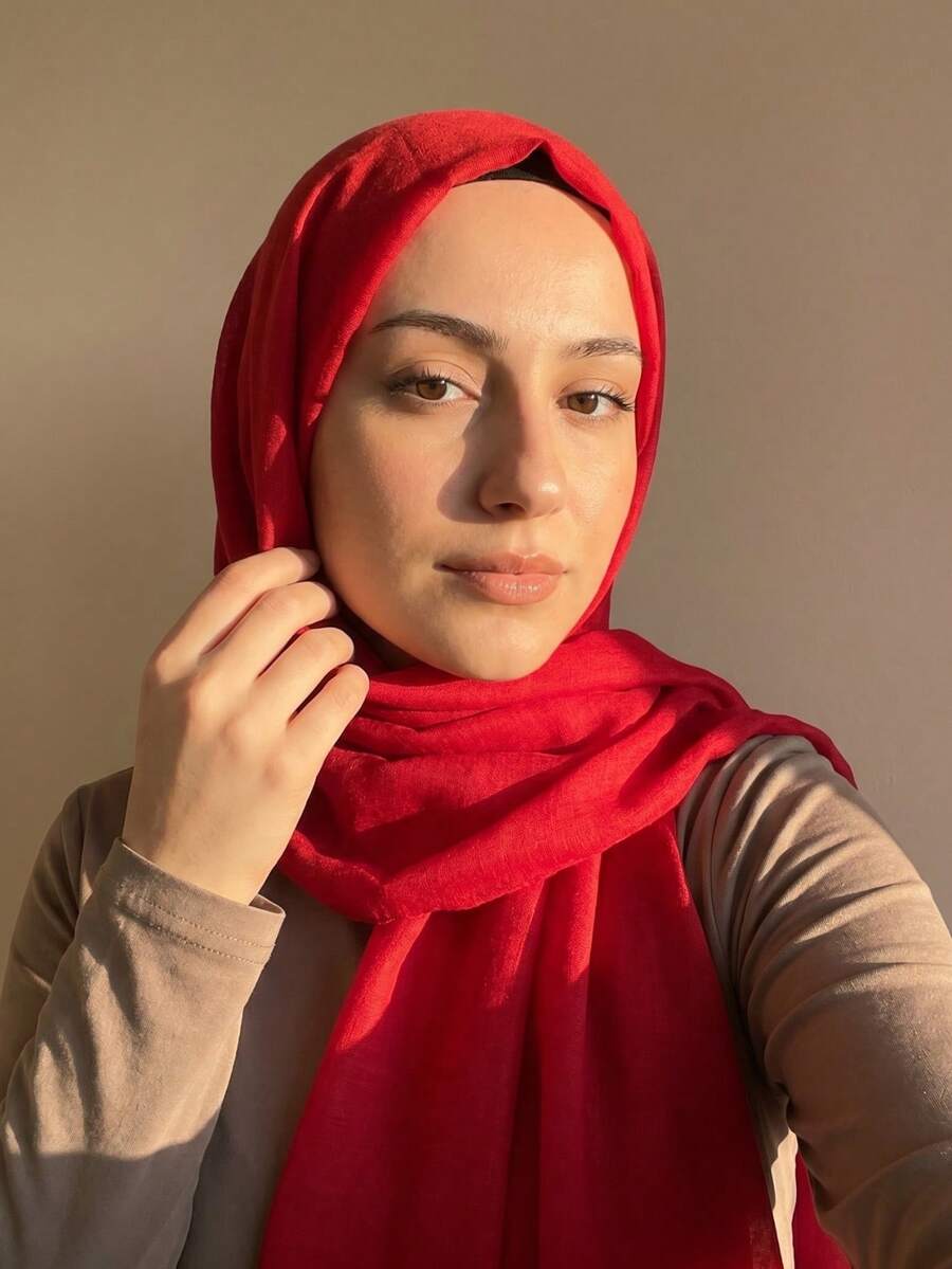 وشاح قطني أحادي اللون طويل، مناسب للارتداء في المساجد، حجاب محتشم - الأحمر - مشاهدة 1