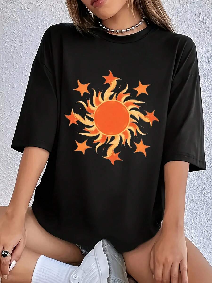 Camiseta de con Estampado Gráfico - Manga Corta, Cuello Redondo, Diseño Casual con Sol Naranja Vibrante, Poliéster Ligero para Primavera y Verano, Ropa Casual de Primavera| Camiseta Casual Vibrante| Camiseta Y2k con Acabado Brillante - Blanco - Ver 1