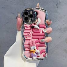 Disney Minnie Mouse & Daisy Duck Phone Case, Cartoon Art Protective Cover. Compatible With IPhone 17, 16, 15, 14, 13, 12, 11 Pro Series, Featuring Plush Minnie And Daisy Against A Pink Quilted Background With Oversized "Minnie Daisy" Letter Print, Perfect For Animation Fans, Ideal For Birthdays, Holidays, Anniversaries, Graduation Gifts, Or Any Special Occasion To Surprise Family, Friends, Classmates, And Loved Ones. - Bạc - Xem 1