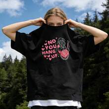 Ropa de verano para mujer, camiseta de algodón suave y casual con cuello redondo, estampado de cara de fantasma con la frase "No You Hang Up". Color blanco. - Negro - Ver 1