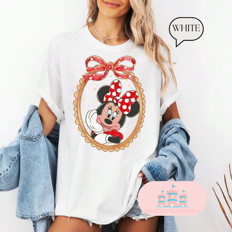 ComfortColor Retro Minnie Mouse Shirt, Minnie Trip Shirt, Minnie Shirt, Disney Girl Trip Shirt, Disney Vacation ShirtDisney Oversized T-Shirt - 白色 - 查看 1