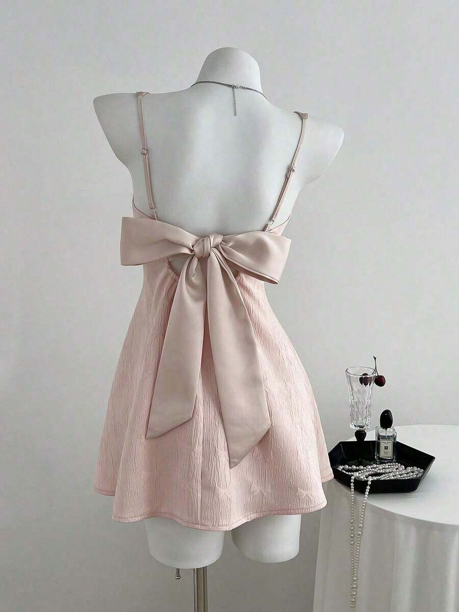 Vestido elegante de mujer con lazo de unicolor, jacquard y cordones en la espalda - Rosa - Ver 1
