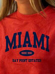 Ropa de Moda: Camiseta Casual de Manga Corta para Mujer - Diseño de Emblema Ovalado de Miami, Estampado de Letras en Blanco y Azul Marino, Cuello Redondo con Elasticidad Media, Adecuada para Primavera, Verano y Otoño, Lavable a Máquina, Estilo Holgado, Patrón Atrevido, Camiseta de Moda de Textura Suave. Cuello Redondo Clásico, Manga Corta, Estilo Básico Sólido, 100% Algodón. - Rojo - Ver 5