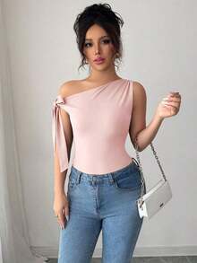 Camiseta ajustada elegante con cuello asimétrico y nudo de mujer de unicolor - Rosa vieja - Ver 6