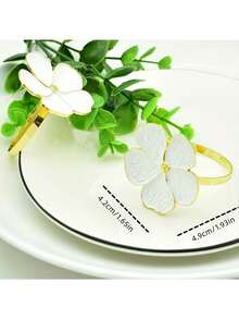 1 pieza Anillo de servilleta con flor blanca, anillo de servilleta con flor blanca pintada, adecuado para decoración de mesa de boda y hotel, soporte de servilleta de imitación de flor de ciruelo de metal - Múltiples estilos - Ver 4