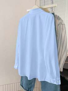 Camisa larga de mujer de manga larga, de un solo pecho, holgada, con hombros caídos y de unicolor - Celeste - Ver 2