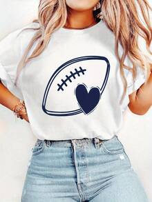 Camiseta de Fútbol para Mujer - Diseño de Fútbol y Corazón Blanco y Azul Marino, Camiseta Casual de Manga Corta para el Día del Juego con un Corte Relajado para Eventos, Fiestas Prepartido y Uso Diario - Edición Limitada - Estilo Inspirado - Blanco - Ver 1