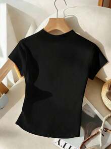 Camiseta de mujer de punto con cuello en V profundo, manga corta, cintura ceñida, abertura frontal con botones metálicos, elegante, romántica, casual, para uso diario, trabajo, cena, primavera/verano - Negro - Ver 2