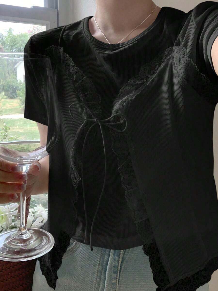 Camiseta de mujer con cuello redondo de manga corta con 2 en 1 y encaje empalmado - Negro - Ver 1