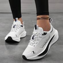 Women's Fashionable And Comfortable Sports Sneakers - White - View 13