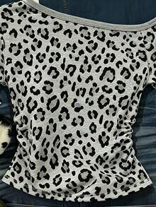 Camiseta casual versátil de mujer con hombro asimétrico y mangas cortas a rayas - Multicolor 7 - Ver 5
