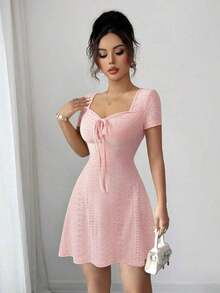 vestido corto de verano para mujer, ajustado y sexy, con nudo en la cintura, de jacquard de punto en color crema-amarillo - Rosa - Ver 5
