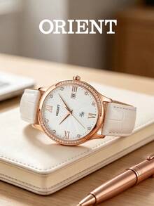Orient 一款奢华的玫瑰金女士腕表，饰有水晶，搭配优雅的白色皮革表带、日期显示和罗马数字时标。FUNF8002W0 - 白色 - 查看 4