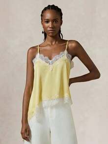 Camiseta de mujer de verano con encaje asimétrico, top blanco, regalo de San Valentín para mujeres, top elegante de mujer, top de verano, vacaciones de mujer, estilo de dinero antiguo / Top camisero de mujer con ribete de encaje de satén y cuello - Amarillo - Ver 2