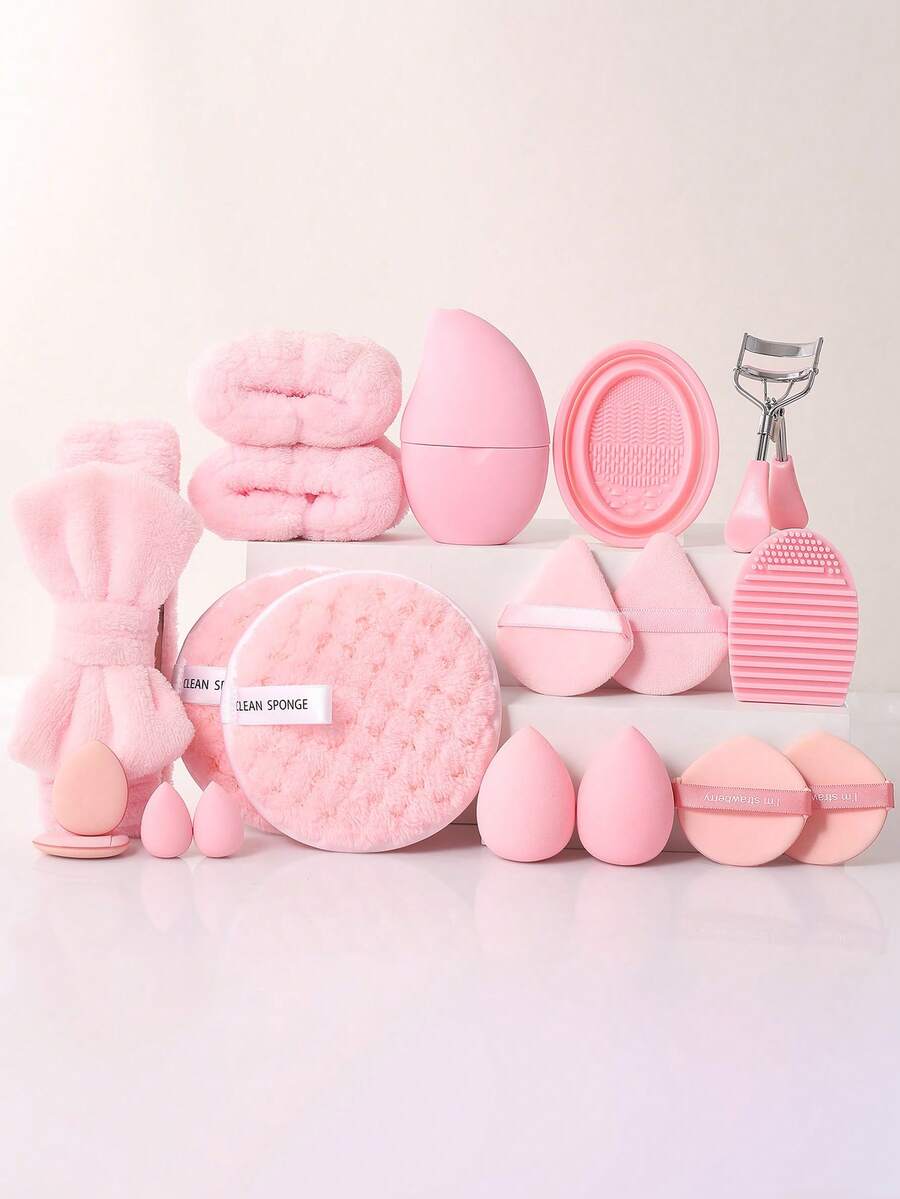 Bộ dụng cụ trang điểm 19 món bao gồm: 1 băng đô cài tóc + 2 dây đeo bát rửa mặt + 2 bông mút rửa mặt + 1 túi chườm đá lạnh + 2 dụng cụ vệ sinh cọ trang điểm + 2 bông mút trang điểm mini + 2 bông mút trang điểm + 2 bông phấn phủ dạng cushion + 2 bông phấn phủ hình tam giác + 2 bông phấn phủ dạng cushion mini + 1 dụng cụ uốn mi. - Nhiều màu - Xem 1