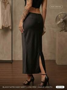 Falda larga de satín para mujer, corte recto, tiro bajo, acabado brillante, abertura trasera, ajuste elegante, diseño versátil ideal para eventos y looks casuales sexy para fiesta en la noche - Negro - Ver 5