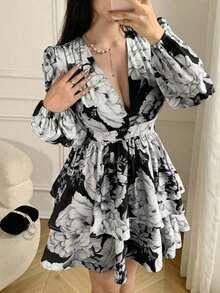Vestido mini sexy de moda con estampado floral, cuello en V profundo y mangas farol para mujer - Negro - Ver 12