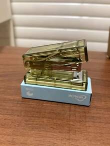 美观透明订书机，迷你便携订书机，含1000枚订书钉，透明塑料材质，适用于学生、学校、办公室、日记本和手工制作 - 綠色透明迷你訂書機 - 查看 3