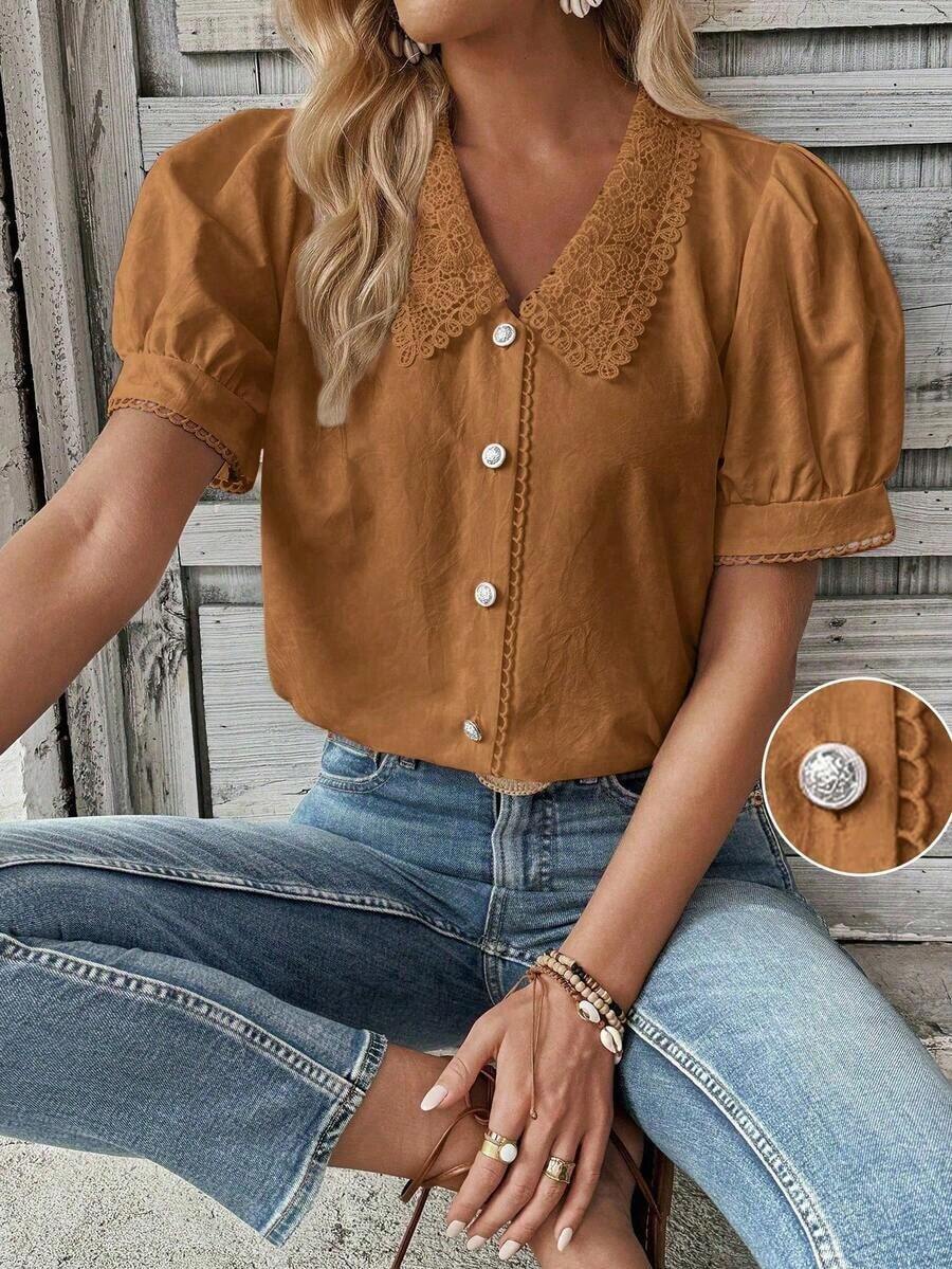 Camisa casual de mujer de manga corta con encaje de contraste - Marrón - Ver 1