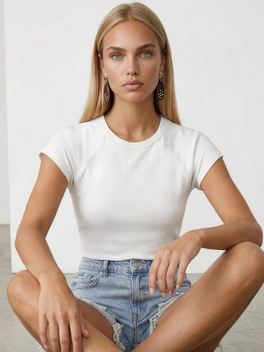 Casual Solid Color Round Neck T-Shirt, Versatile For Summer - White - View 1