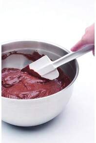 Rubbermaid Commercial Products Cold Temperature Scraper Spatula, White, 9.5 Inch, Clean-Rest Design - ColorA - View 2