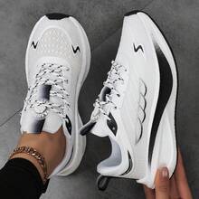 Women's Fashionable And Comfortable Sports Sneakers - White - View 10