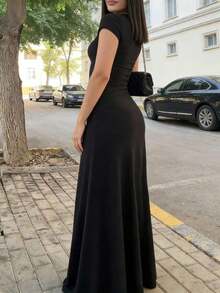 Vestido ajustado de cintura sólido para vacaciones y viajes casuales de verano para mujer - Negro - Ver 4