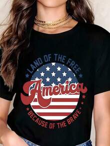 PremiumFashion Camiseta Casual de Corte Holgado con Cuello Redondo y Manga Corta para Mujer, con Estampado Gráfico de la Bandera Patriótica "América, Tierra de la Libertad Gracias a los Valientes", Ideal para Celebrar el Día de la Independencia y Uso Diario. - Negro - Ver 3