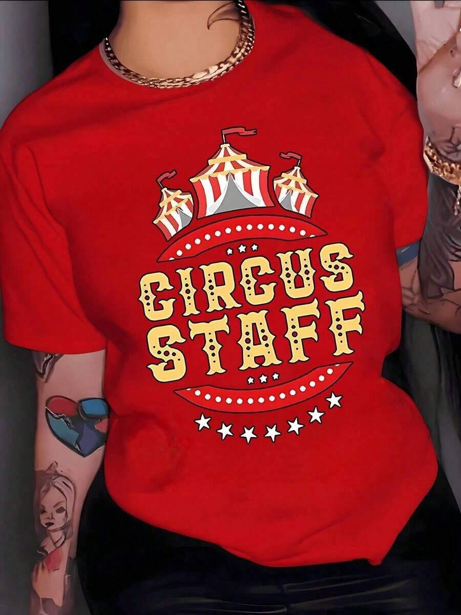 Gráficos de carpas de circo con banderas y estrellas que evocan diversión festiva y ambiente artístico en camiseta para mujer 100% algodón - Rojo - Ver 1
