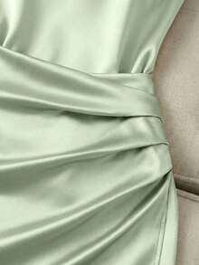 Nuevo vestido de mujer de moda con cuello alto brillante, sin mangas, cintura fruncida y asimétrico de ajuste ceñido - verde menta - Ver 3