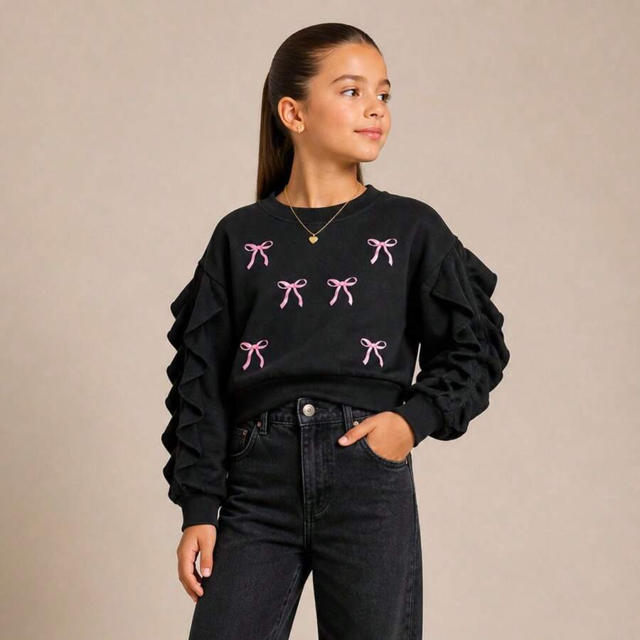 Girls' Cropped Sweatshirt With Long Sleeves And Ruffle Detail, Stylish For Cold Weather, Mid-Season, And Winter. - Negro - Ver 1